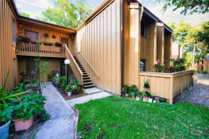 249 CROWN OAKS WAY, LONGWOOD, FL 32779 Sold 11/15/23
