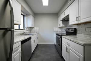 249 CROWN OAKS WAY, LONGWOOD, FL 32779 Sold 11/15/23
