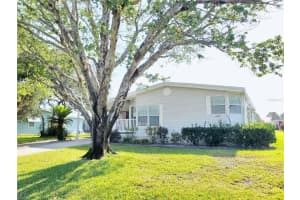 433 KING WAY, TAVARES, FL 32778 Sold 06/22/23