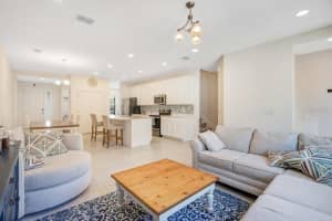 8184 Mosaic Ln, Oakland, FL 34787, Sold 05/23/23
