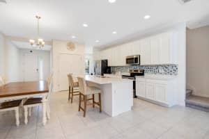 8184 Mosaic Ln, Oakland, FL 34787, Sold 05/23/23