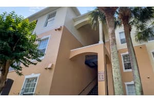 6214 STEVENSON DR #301, ORLANDO, FL 32835 Sold 07/31/23