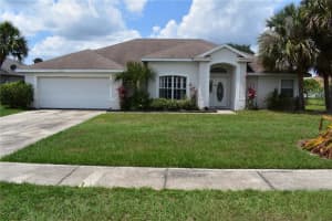 2904 CAROLINE VICTORIA COURT, KISSIMMEE, FL 34744 Sold 07/07/23
