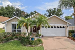 2332 Paulette Drive, Haines City, Florida 33844