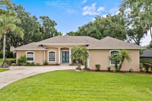 6250 ASHLEY DRIVE, LAKELAND, FL 33813 Sold 06/02/23