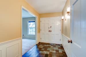 104 LONG LEAF LANE, ALTAMONTE SPRINGS, FL 32714 Sold 07/07/23
