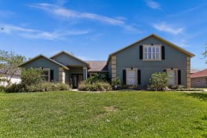 10010 Crenshaw Cir, Clermont, FL 34711, Sold 05/31/23