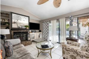 1908 OAK CIRCLE, TAVARES, FL 32778 Sold 06/29/23