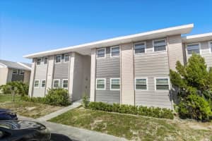 851 SKY LAKE CIRCLE, ORLANDO, FL 32809 Sold 06/16/23