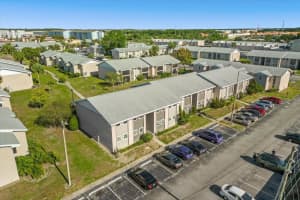 851 SKY LAKE CIRCLE, ORLANDO, FL 32809 Sold 06/16/23