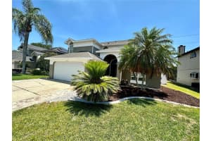 579 QUEENSBRIDGE DR, LAKE MARY, FL 32746 Sold 06/16/23