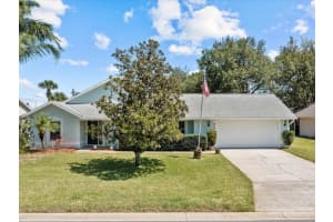 510 Hanging Moss Rd Davenport, FL 33837 Sold 06/19/23