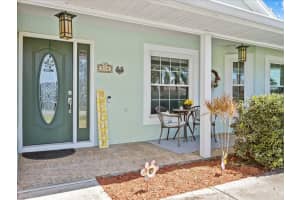 510 Hanging Moss Rd Davenport, FL 33837 Sold 06/19/23