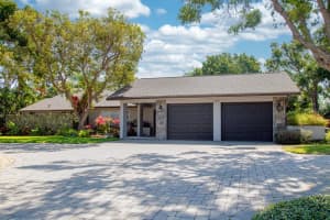 4743 CENTER GATE BOULEVARD, SARASOTA, FL 34233 Sold 07/30/23