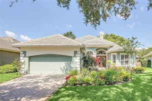 10536 WOODCHASE CIRCLE, ORLANDO, FL 32836 Sold 06/23/23