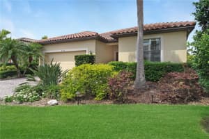 8108 36TH STREET, SARASOTA, FL 34243 Sold 08/18/23
