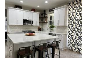 5346 SHINGLE CREEK DRIVE, ORLANDO, FL 32821 Sold 07/26/23