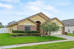 13745 HAWKEYE DRIVE, ORLANDO, FL 32837 Sold 07/31/23