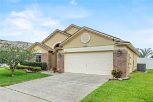 13745 HAWKEYE DRIVE, ORLANDO, FL 32837 Sold 07/31/23