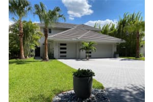 8635 FARTHINGTON WAY, ORLANDO, FL 32827 Sold 10/11/23