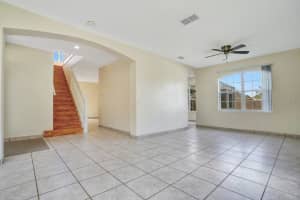 1043 LAKE BISCAYNE WAY, ORLANDO, FL 32824 Sold 07/28/23