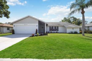 2000 COUNTRY MEADOWS CIRCLE, SARASOTA, FL 34235 Sold 01/29/24