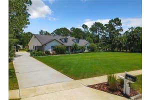 224 Winding River Lane, Geneva, Florida 32732