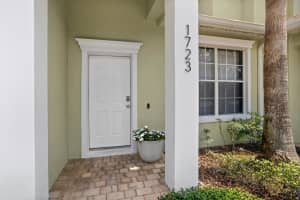 1723 RETREAT CIRCLE, CLERMONT, FL 34714 Sold 07/14/23
