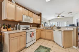 136 LITTLETON CIRCLE, DELAND, FL 32724 Sold 07/17/23