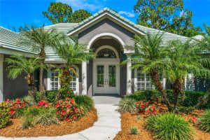 8520 REDLEAF LANE, ORLANDO, FL 32819 Sold 07/07/23