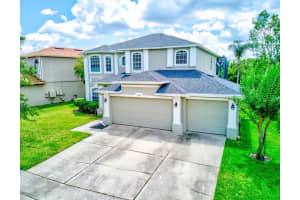 2597 CORBYTON COURT, ORLANDO, FL 32828 Sold 10/27/23