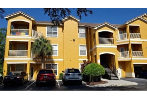 8818 VILLA VIEW CIRCLE, ORLANDO, FL 32821 Sold 06/27/23
