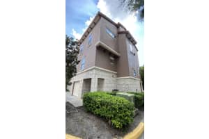 6105 METROWEST BOULEVARD, ORLANDO, FL 32835 Sold 07/07/23