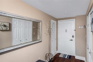 1212 BENJAMIN FRANKLIN DRIVE, SARASOTA, FL 34236 - MLS#MFRO6113556