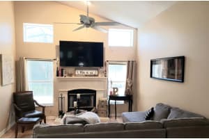 307 WALK VIEW COURT, APOPKA, FL 32703 Sold 10/06/23