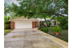 511 PINEAPPLE COURT, ORLANDO, FL 32835 Sold 06/30/23