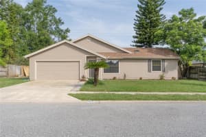 866 CROWS BLUFF LANE, SANFORD, FL 32773 Sold 07/18/23