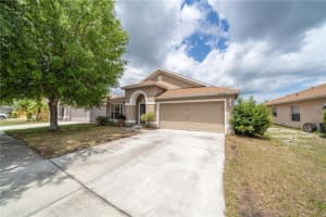 12323 HAWKEYE POINT PLACE, RIVERVIEW, FL 33578 Sold 09/19/23
