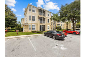 2304 SILVER PALM DR #201, KISSIMMEE, FL 34747 Sold 08/04/23