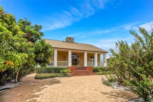 9242 CYPRESS COVE DRIVE, ORLANDO, FL 32819 Sold 09/26/23