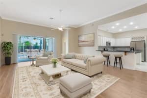 10746 WOODCHASE CIRCLE, ORLANDO, FL 32836 Sold 11/10/23
