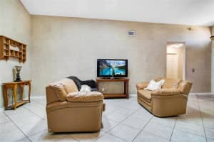 153 RIVER CHASE DRIVE, ORLANDO, FL 32807 Sold 07/28/23