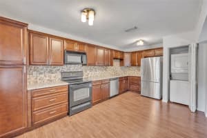 236 LEWFIELD CIRCLE, WINTER PARK, FL 32792 Sold 07/18/23