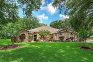 10827 LANTANA CREST, CLERMONT, FL 34711 Sold 10/30/23