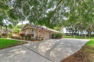 10827 LANTANA CREST, CLERMONT, FL 34711 Sold 10/30/23
