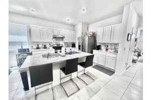 204 FELTRIM RESERVE BOULEVARD, DAVENPORT, FL 33837 Sold 07/25/23