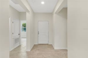206 CRESCENT DRIVE, LAKELAND, FL 33805 - MLS#MFRO6116804