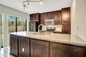 5376 ELM COURT, ORLANDO, FL 32811 Sold 08/17/23
