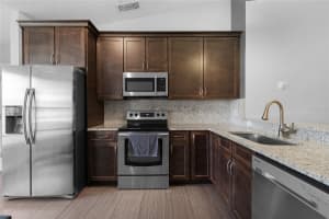 1012 MARTIN BOULEVARD, ORLANDO, FL 32825 Sold 07/07/23