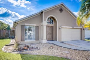 629 CYPRESS TREE COURT, ORLANDO, FL 32825 Sold 07/24/23